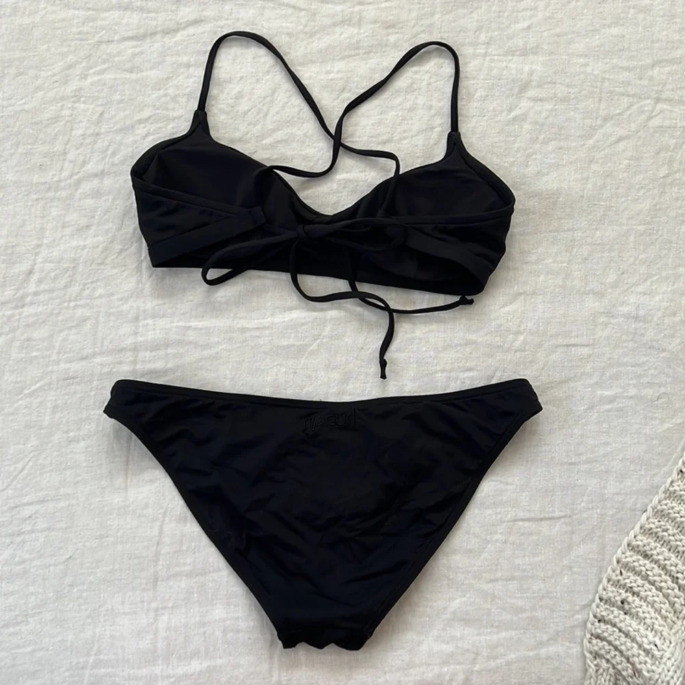 Rip Curl Crossback Bikini - Picture 5 of 9